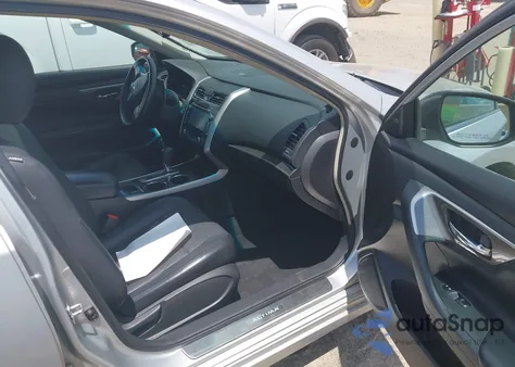 2013 Nissan Altima 2.5 Sl z USA, uszkodzony, nr VIN 1N4AL3AP1DN564621